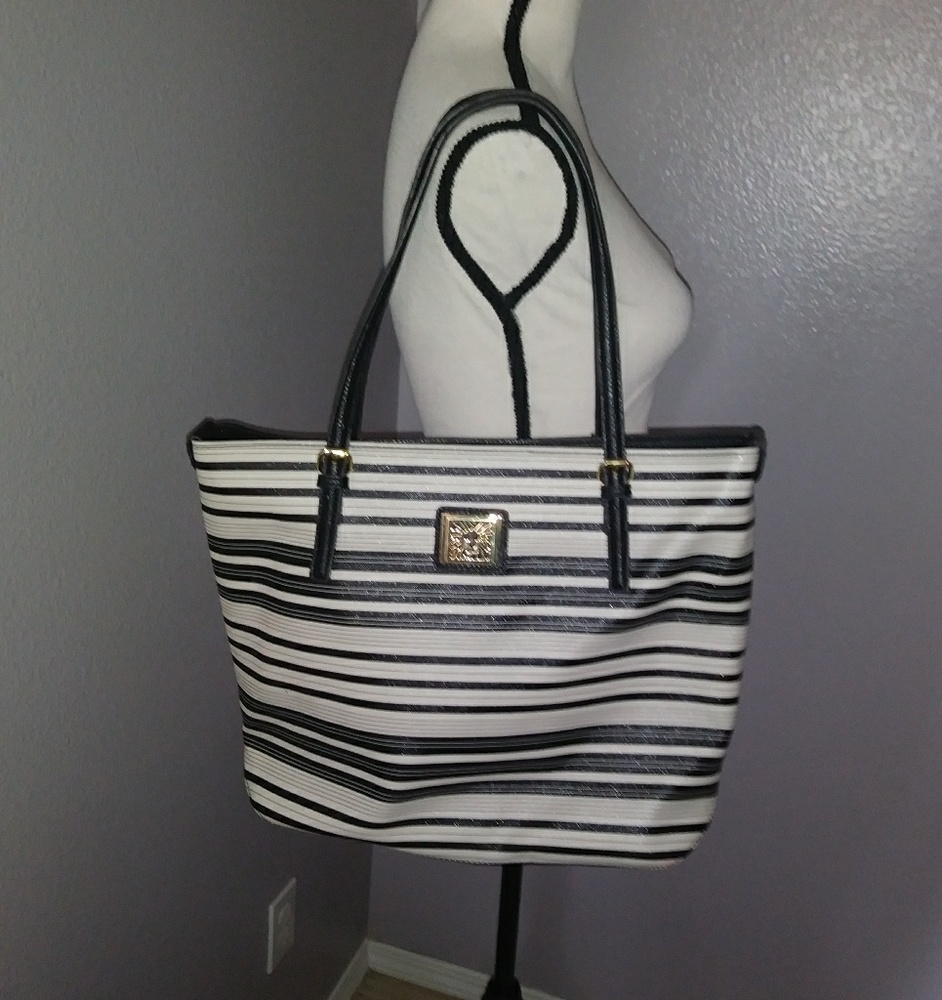 Anne Klein purse